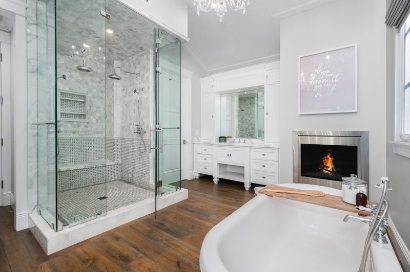 Stylish Shower and Tub Combination